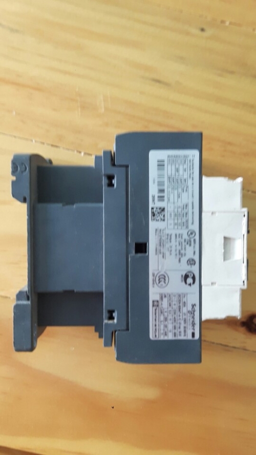 CB SCHNEIDER LC1 D25