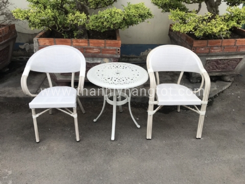 Bàn tròn hợp kim đúc 60x62