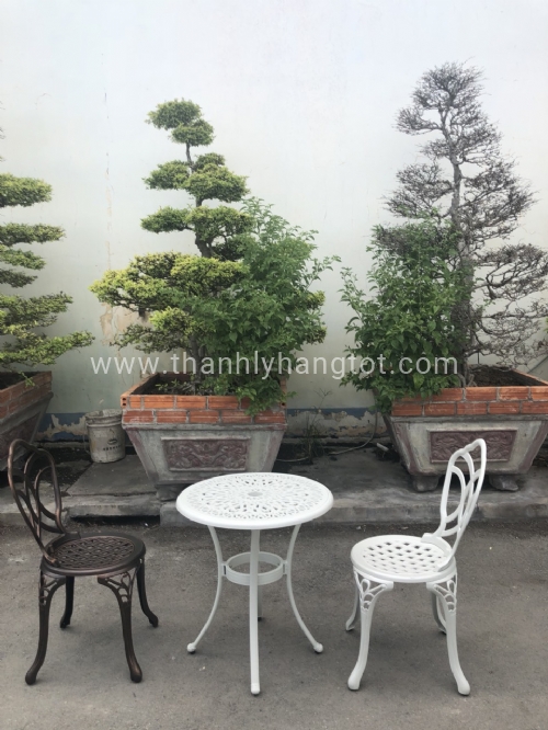 Bàn tròn hợp kim đúc 60x62
