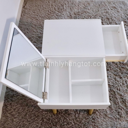 Bàn trang điểm sinh viên 60*40*73