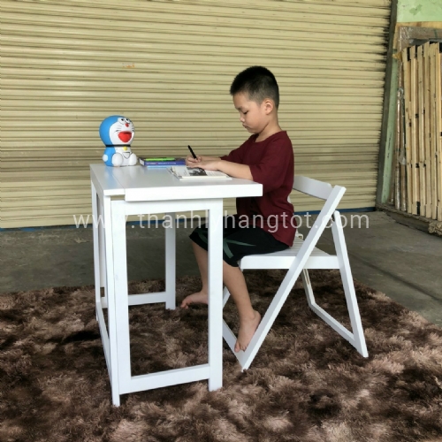 Bàn học sinh thông minh